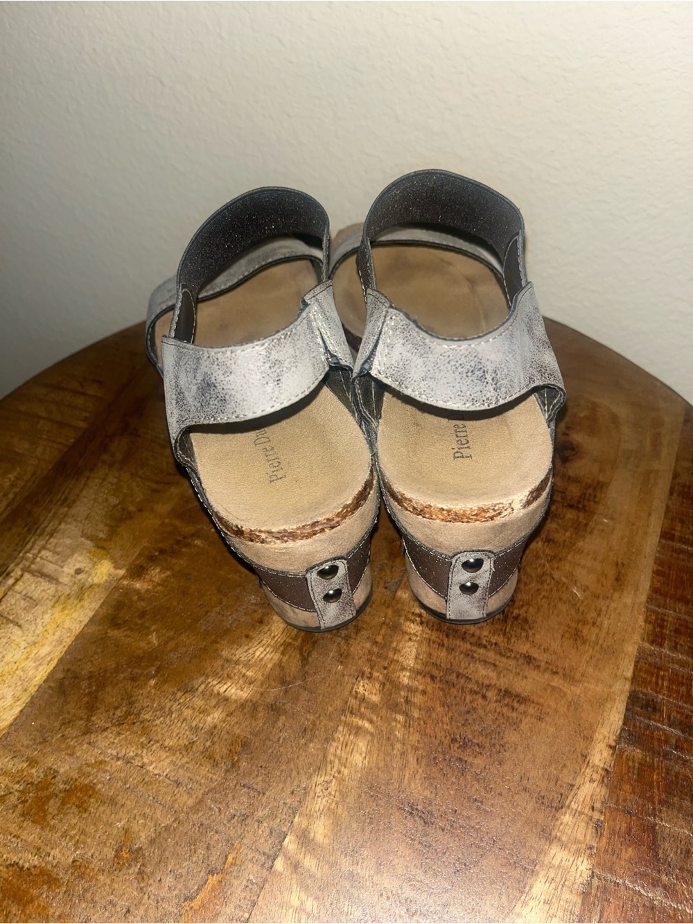 Pierre Dumas Silver Gray Wedge Sandals